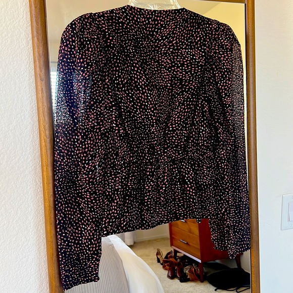Express Blouse - Picture 2 of 2